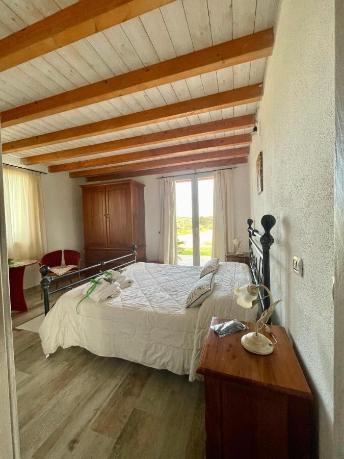 San Leonardo Country House Calangianus Eksteriør billede